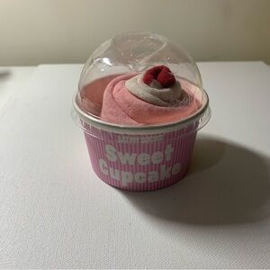 Sweet cupcake homemade valentines socks